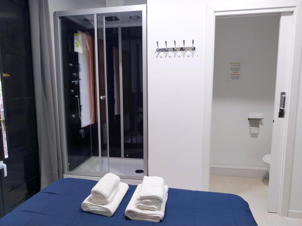 Flats Friends Plaza De La Reina Hotell Valencia Eksteriør bilde